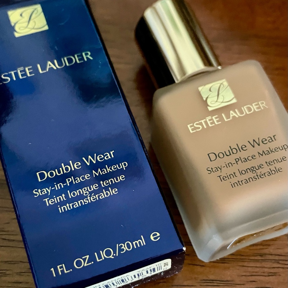 Estée Lauder 3N1 Double Wear Foundation. Never used.